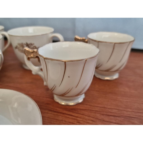 197 - 'Kahla' Tea Pot and Milk Jug (Made in GDR), Together with Collection of Porcelain Tea Cups (Assorted... 