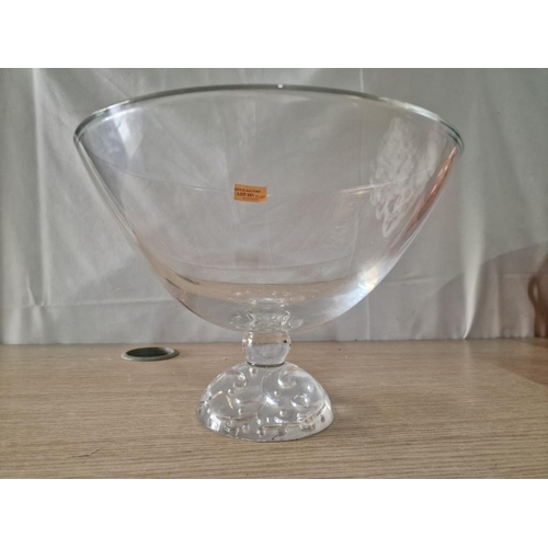 251 - JG Durand Crystal Cutter Pedestal Fruit Bowl (Ø27.5cm x H:20cm)