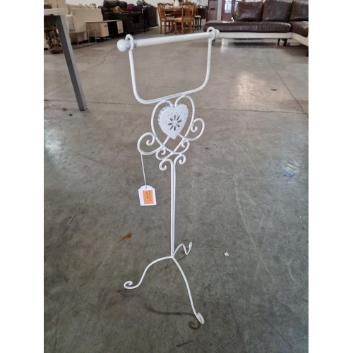 301 - Shabby Chic Style Metal Stands (H:70cm)