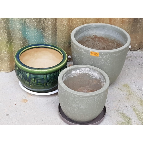 276 - 3 x Terracotta / Ceramic Plant Pots, 2 x Khaki (2 x Ø: 28.5 x H:26cm and Ø: 21.5cm x H:19.5cm) and G... 