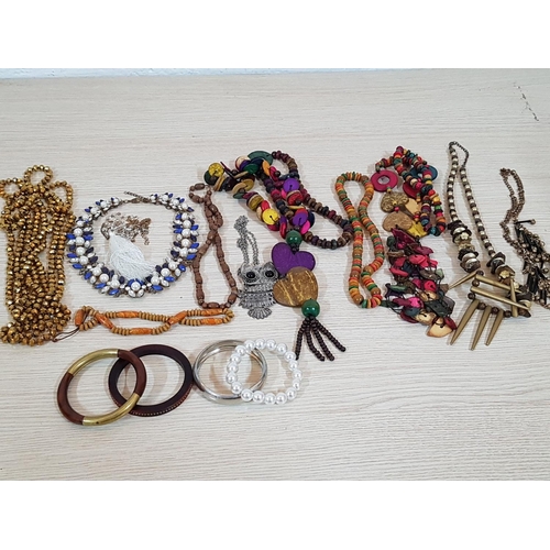 383 - Large Collection of Retro / Vintage Modern Jewellery inc; Necklaces / Bracelets etc