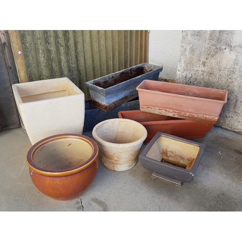 768 - 8 x Plant Pots in Various Shapes and Sizes (A/F)