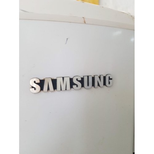 311 - Samsung Ice World Freezer / Refrigerator, Model: S28BMCSWQN/EUR (57 x 56 x 153cm), (Un-Tested)