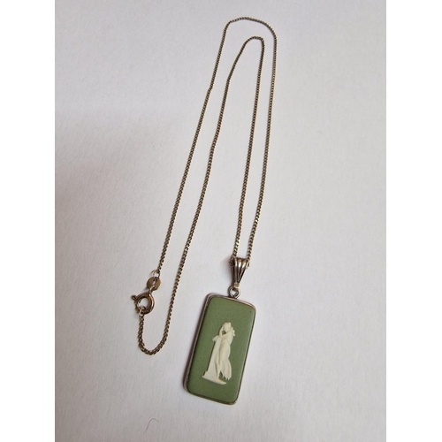 80 - Wedgwood Green Jasperware Pendant Mounted in Sterling Silver on 925 Silver Necklace, (Approx. 26 x 1... 