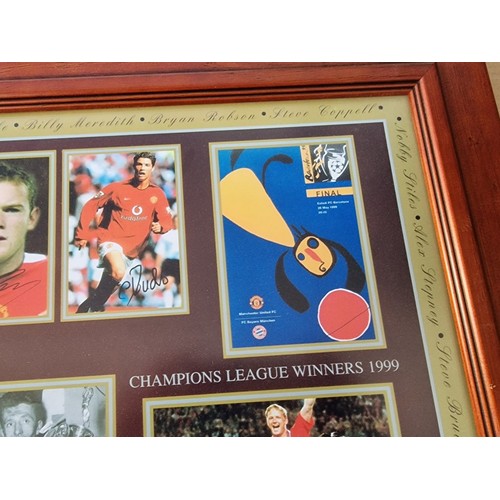 542f - Framed Manchester United Limited Edition Commemorative Print, (Approx. 82 x 56cm)