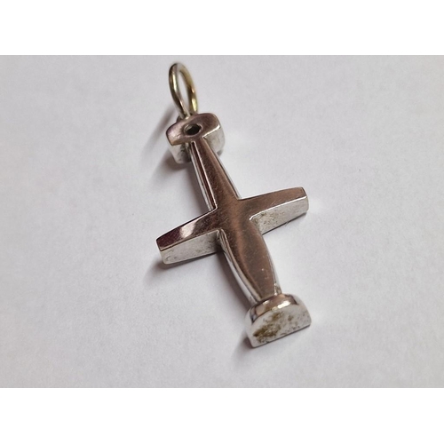 94 - 18t White Gold Cross Pendant in Design of Ancient Idol, (Approx. H: 40mm, 12.5g)