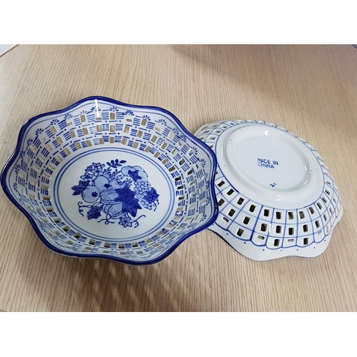 129 - Retro Style Blue and White Fruit Serving Bowls, Lace Reticulated Decor (Made in China), (Ø20.5cm eac... 