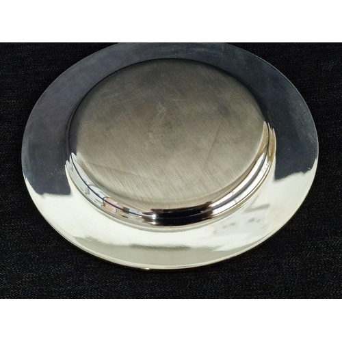 105 - Sterling Silver (925) Round Plate / Dish with Gold Tone Patterned Border and National Emblem of Oman... 