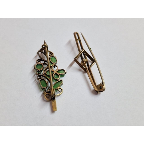 114 - 9ct Gold Brooch (Approx. 1.1g, L: 4.2cm, A/F), Together with Gold Plated Silver Brooch with Green St... 