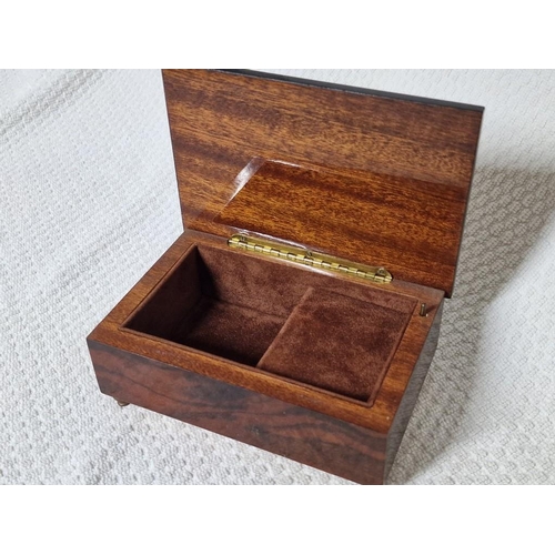 165 - Decorative Wooden Musical Jewellery Box with Inlaid Top and Fabric Liner (Made in Sorrento), * Worki... 