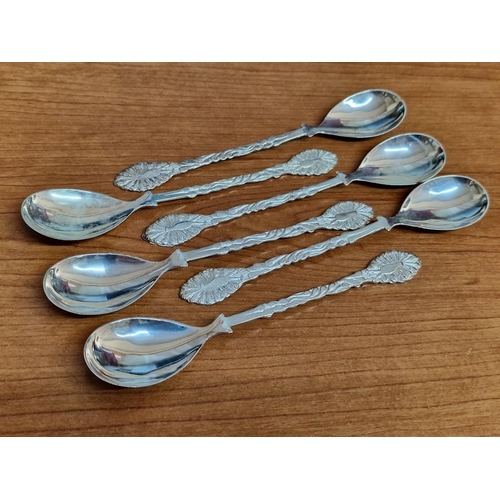 88 - Set of 6 x Silver (.500) Tea Spoons, (Approx. 72g Total, L: 13.5cm), (6)

Nb. Faded or No Hallmarked... 