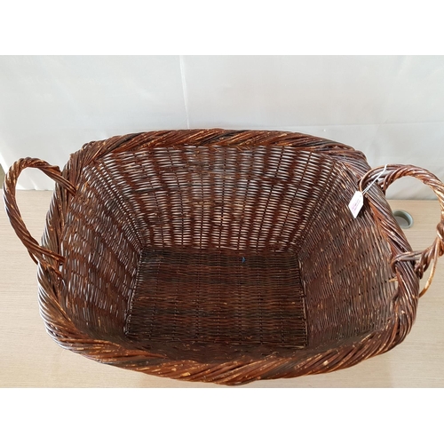 486g - Vintage Country Style Large Wicker Laundry Basket (Approx. 63 x 51 x 35cm)