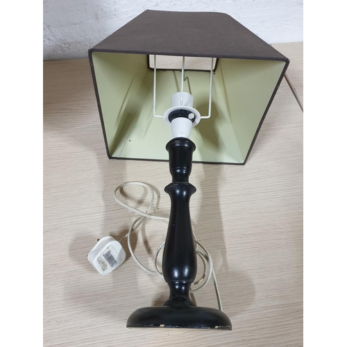 532 - Various Table Lamps in Different Style, Colour etc (Un-Tested)