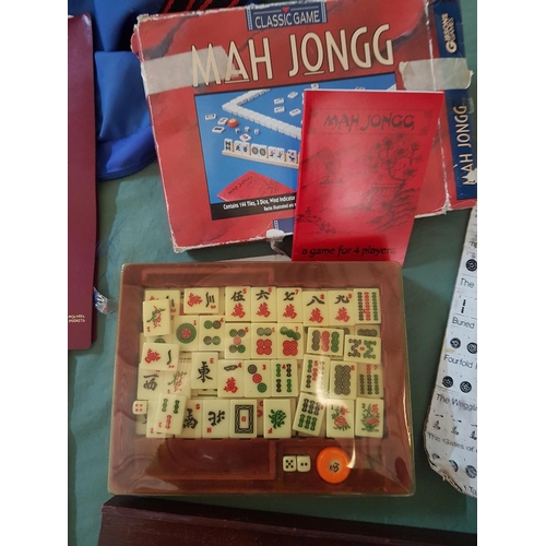 126 - Mahjong (Mah-Jongg) 19th Century Chinese Game with Accessories