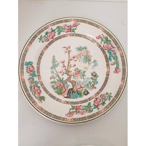 487 - Collection of 4 x Vintage Plates (