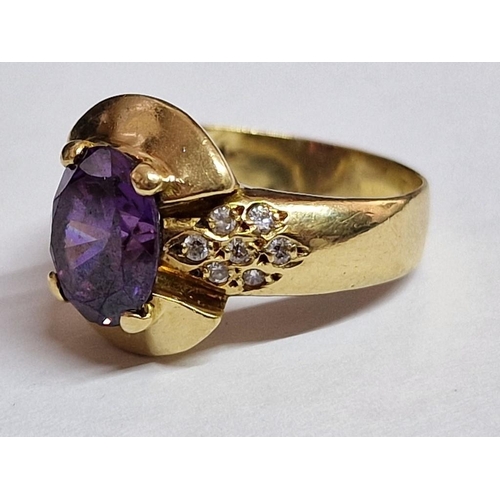 96 - 18ct Gold and Amethyst (?) Ring with Clear Stone Shoulders, (Approx. 7.1g, Size O/P, Purple Stone: 1... 