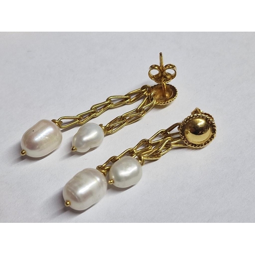 145 - Beautiful Set of 18ct Yellow Gold and Baroque Pearls, Matching Necklace, Bracelet and Earrings, (App... 