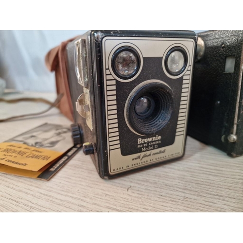 3 - 3 x Vintage Box Cameras, Incl. Kodak Brownie Six-20 Model D with Manual and Case, (3)