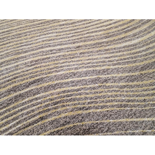 460 - 'Fine Touch' Grace Collection Carpet, 100% Polypropylene, Made in Belgium, (Approx. 300 x 200cm)