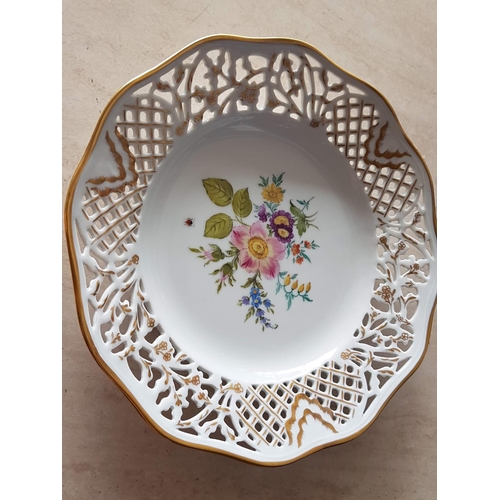 785 - Collection of Retro Hand Painted Floral Pattern and Cut Out Porcelain Plates; 2 x Plates (Ø26cm each... 