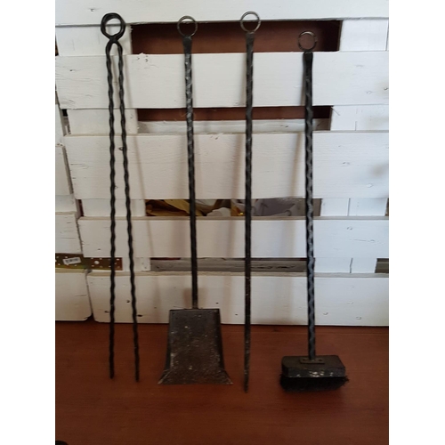 648 - Cast Iron Fire Companion Set - 4  - Fireplace Tools and Decorative Stand (H:85cm) Victorian Style