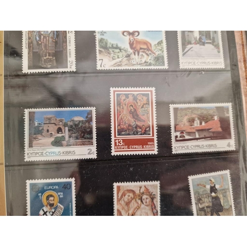 100 - 2 x Sets of 'Cyprus Stamps' Souvenir Packs, Together with 2 x Packs of 'Makarios III' Stamp Sets, (4... 