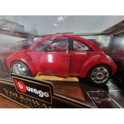 197 - Burago 'Gold Collection' 1/18 Scale Mode of VW Volkswagen Beetle (Code: 3342) in Original Box