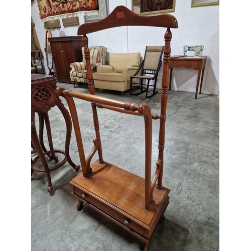 184 - Classical Style Free-Standing Valet / Suit Stand with Lower Drawer, (a/f), (Approx. H: 126cm)