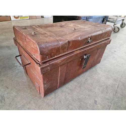 72 - Tan Brown Metal Shipping Trunk Clasp & Handles, (Approx. 57 x 34 x 32cm)