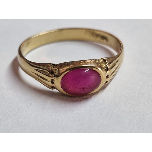 168 - 18ct Gold Ring with Oval Cut Red Stone, (Approx. 3.2g, Size T/U)