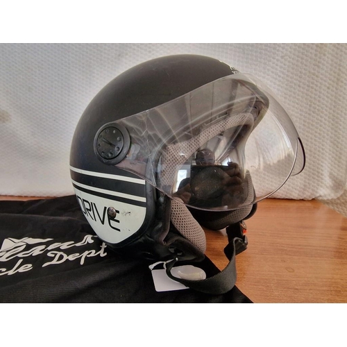 95 - Rodeo Drive Motorcycle Helmet, (White & Black Colour), 'Ecer 22-05' Size XL, with Fabric Carry Bag