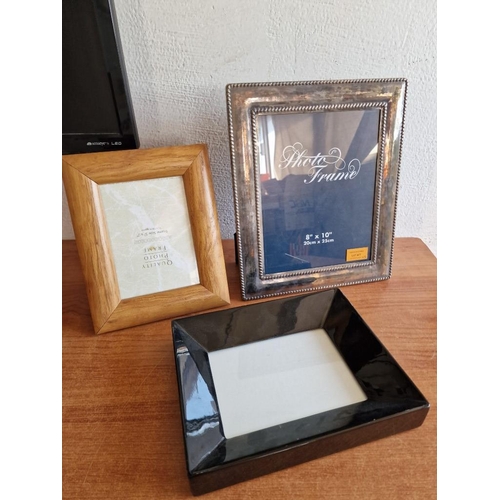 717 - Collection of Picture / Photo Frames, Incl. Silver (fits 20 x 25cm), Wood (fits 13 x 18cm) and Black... 