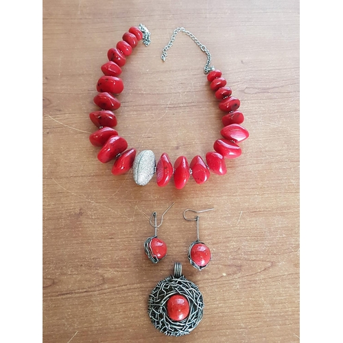 727 - Modern Stylish Costume Jewellery in Red Tone; Stylish Beads Necklace (L:43cm) M&S and Metal Art Larg... 