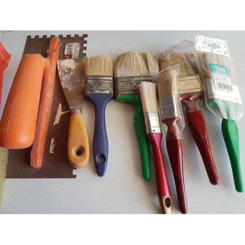 222 - House Painter Accessories inc; Brushes, Compound Knife, Painting Tray, Paint Roller and Others