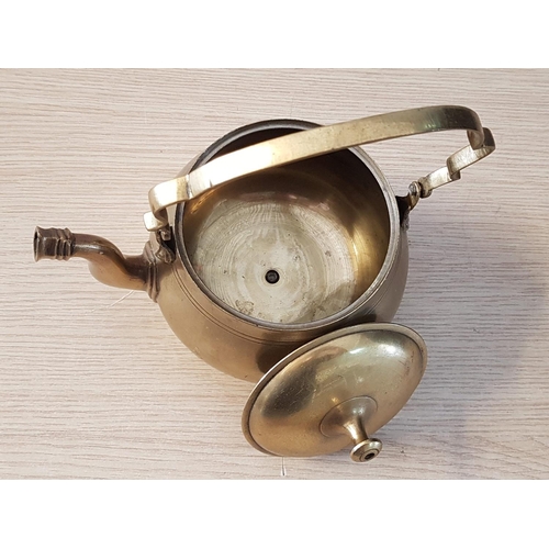 84 - Country Farmhouse Style Brass Effect Kettle / Tea Pot