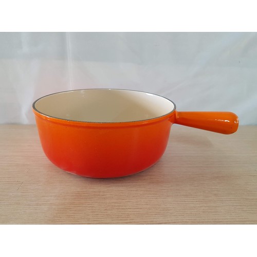 510 - Large Modern Creuset Cast Iron Enamel Frame Orange Red (Ø24cm Saucepan)