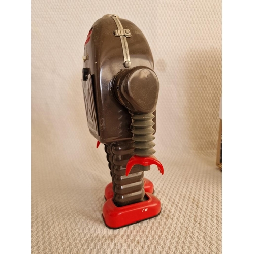 778 - Vintage Tin 'Thunder Robot' Toy in Original Box, Battery Operated, #ME200,