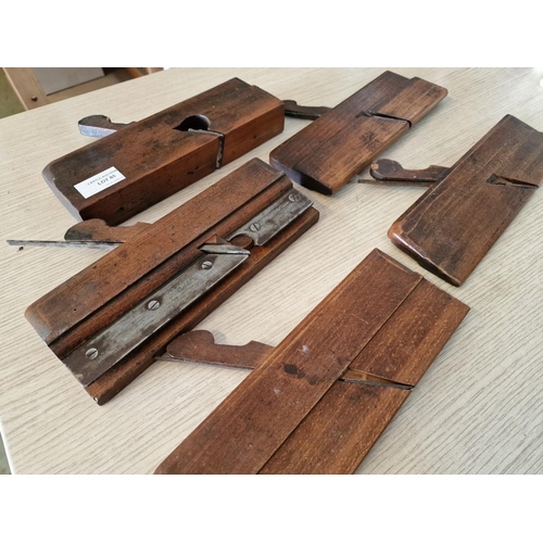 85 - 5 x Antique Wood Planes