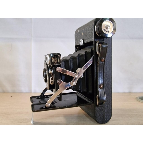 18 - Vintage Folding / Bellows Camera, Kershaw Eight - 20 Penguin, Circa 1950's