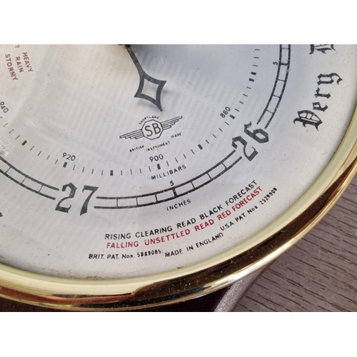 55 - Wall Mounted Barometer and Thermometer, (Approx. H: 38cm)