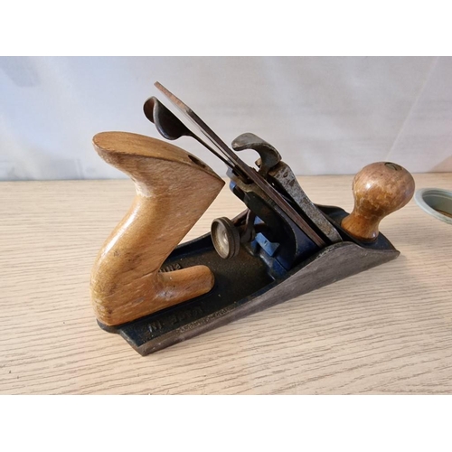 64 - English Made 'Spinney' Smoothing Plane, (24cm Bed)