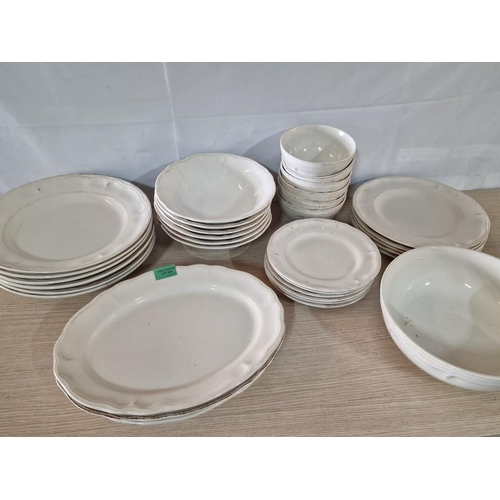 806 - Qty of Country Style Tableware, Incl. Dinner Plates, Side Plates, Bowls, Serving Platter & Bowl, etc