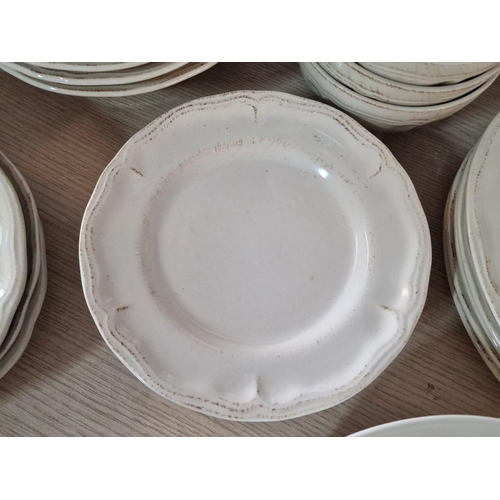 806 - Qty of Country Style Tableware, Incl. Dinner Plates, Side Plates, Bowls, Serving Platter & Bowl, etc