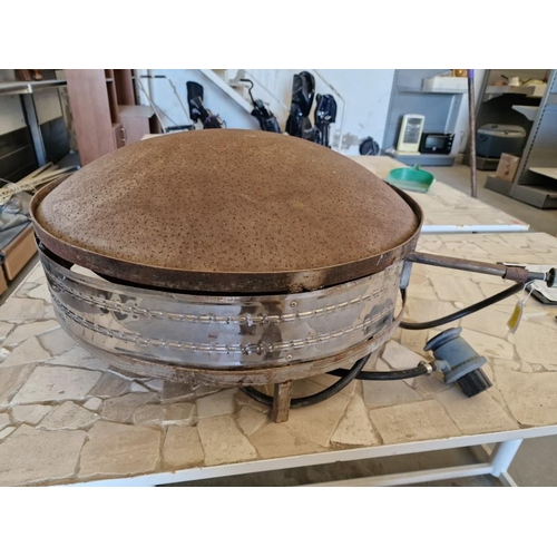 104 - Gas Fired Table-Top Saj Bread Oven, (Approx. Ø: 68cm), (Untested)