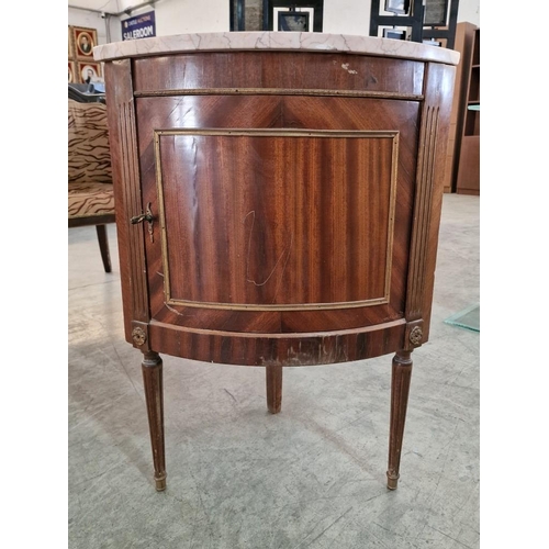 167 - Vintage Bow Fronted Corner Cabinet with Marble Top and Internal Shelf, (Approx. 40 x 40 x 70cm)