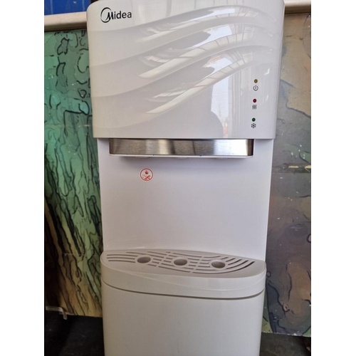 453 - Midea Hot, Normal & Cold Water Dispenser, (Model: YL1631S-W), White Colour
*Basic Test and Working*