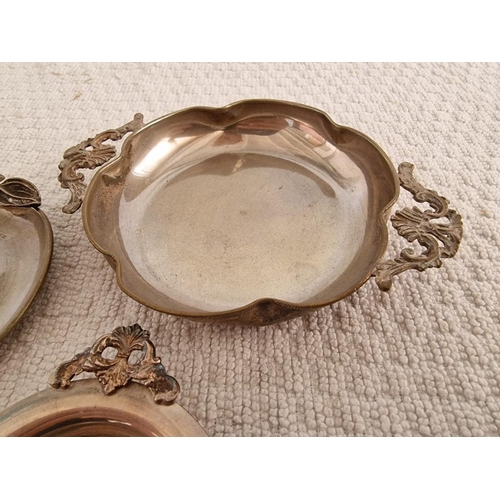 193 - 3 x Silver (.830) Round Dishes with Decorative Handles, (Approx. Largest Ø: 9cm + Handles, Total Wei... 