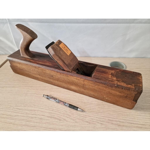 72 - Carpenter's Antique Block Plane with Iron, 44cm Bed