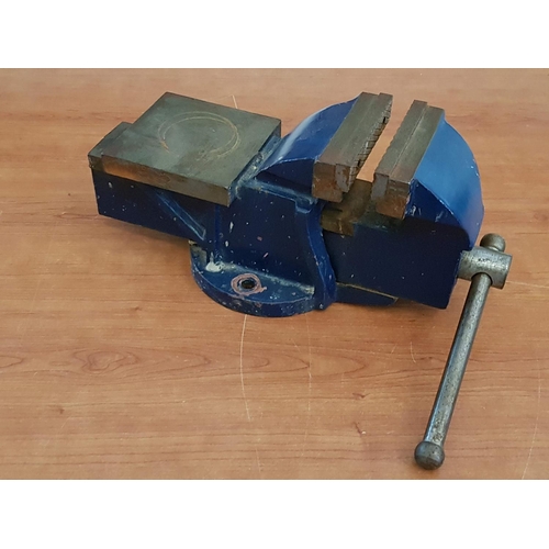 262 - Large Heavy Duty Bench Vice Tool