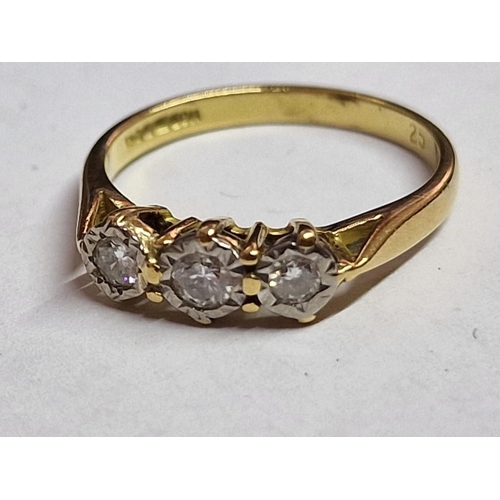 114 - 18ct Gold, 3-Diamond Ring, (Approx. Size: M, 2.7g)